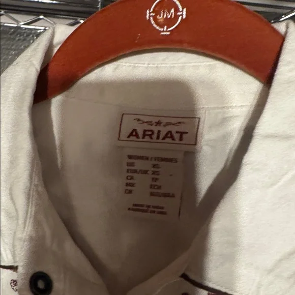 ARIAT WOMEN'S ELSA FLORAL EMBROIDERED LONG SLEEVE SNAP WESTERN SHIRT. XS - Picture 5 of 9